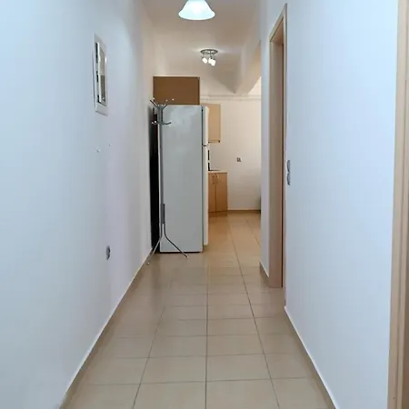 Oasis Lower Ground Floor Апартаменты