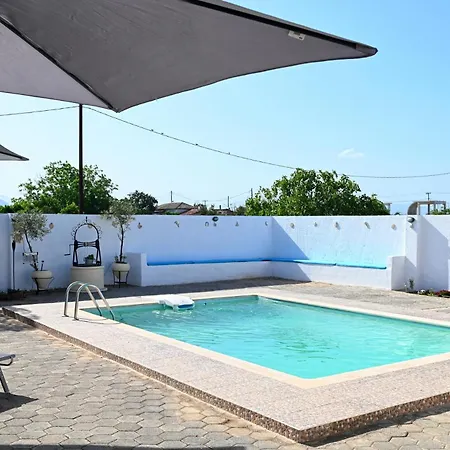 아파트 Oasis Lower Ground Floor *