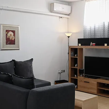 Oasis Lower Ground Floor Аргос