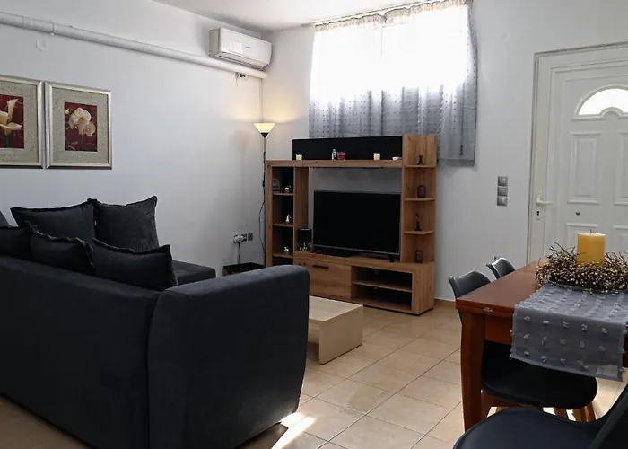 Διαμέρισμα Oasis Lower Ground Floor Άργος